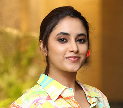 Priyanka Arul Mohan Movies News Photos Age Biography